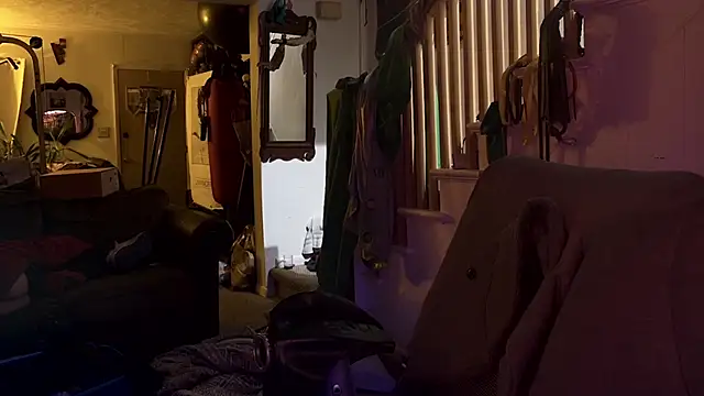 Snapshot of MasterDaddyCool chatting on 28, 11, 2025 MasterDaddyCool online show from 28, 11, 2025