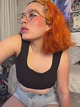Snapshot of Katheerine chatting on 19, 7, 2026 Katheerine online show from 19, 7, 2026