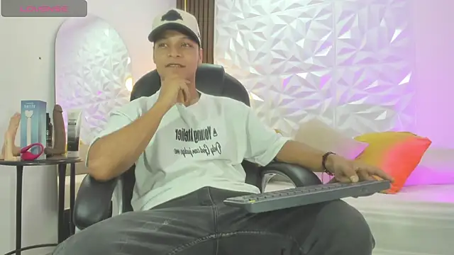 Ricky Owens1 online show from 18, 10, 2025