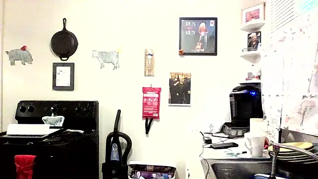 Snapshot of jinjasnack chatting on 12, 10, 2025 jinjasnack online show from 12, 10, 2025