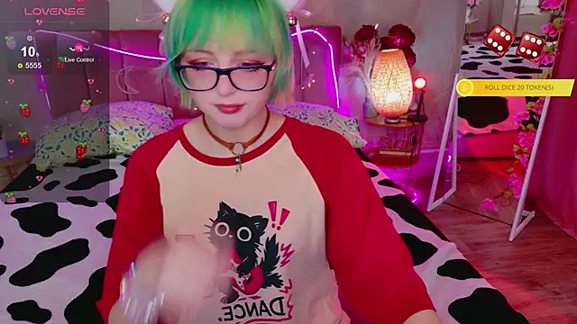 CoralineYoung online show from 1, 5, 2026