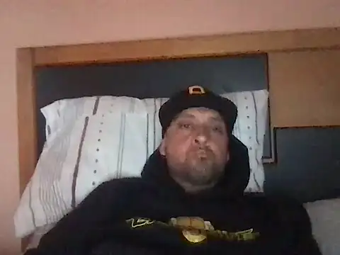chilenito hot  online show from 11, 10, 2025