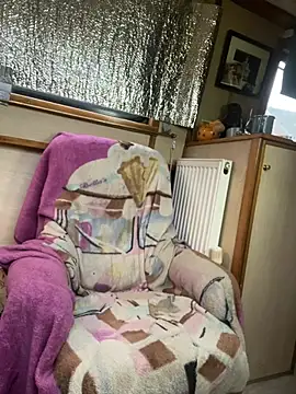 Snapshot of ladyboatlady chatting on 24, 2, 2026 ladyboatlady online show from 24, 2, 2026