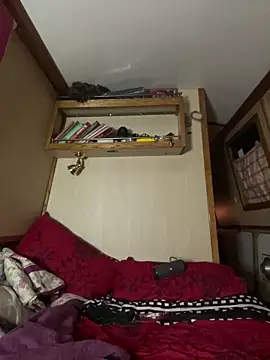 ladyboatlady online show from 21, 4, 2026