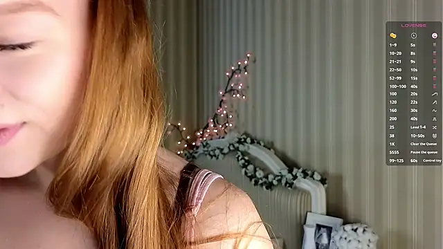 Juuulia  online show from 22, 2, 2026