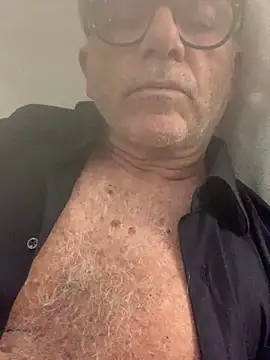 Snapshot of MARCO_NI chatting on 17, 12, 2025 MARCO NI online show from 17, 12, 2025