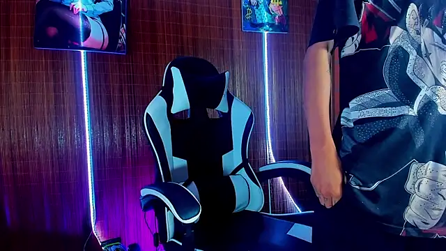 Snapshot of briamhoconor_xh chatting on 7, 2, 2026 briamhoconor xh online show from 7, 2, 2026