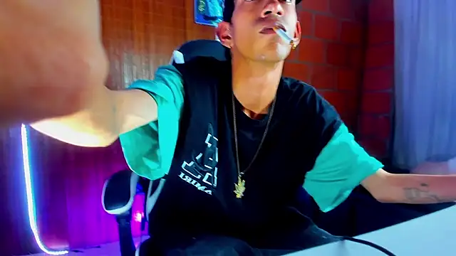 Snapshot of briamhoconor_xh chatting on 12, 2, 2026 briamhoconor xh online show from 12, 2, 2026