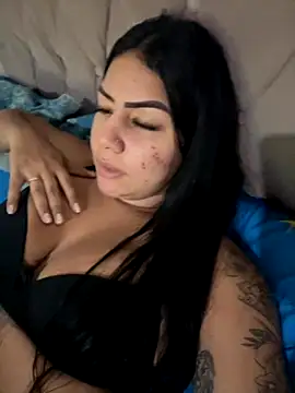 Snapshot of julianamascarada chatting on 11, 10, 2025 julianamascarada online show from 11, 10, 2025