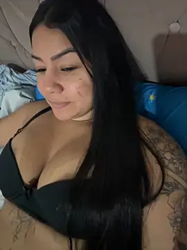 Snapshot of julianamascarada chatting on 11, 11, 2025 julianamascarada online show from 11, 11, 2025