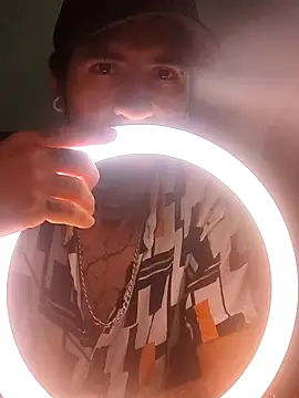 Snapshot of Tattoboy19cm chatting on 16, 9, 2025 Tattoboy19cm online show from 16, 9, 2025
