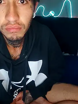Snapshot of Tattoboy19cm chatting on 2, 10, 2025 Tattoboy19cm online show from 2, 10, 2025