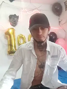 Snapshot of Tattoboy19cm chatting on 23, 10, 2025 Tattoboy19cm online show from 23, 10, 2025