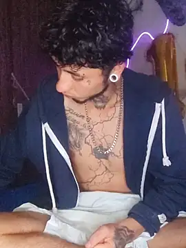 Snapshot of Tattoboy19cm chatting on 26, 10, 2025 Tattoboy19cm online show from 26, 10, 2025