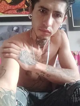 Snapshot of Tattoboy19cm chatting on 10, 11, 2025 Tattoboy19cm online show from 10, 11, 2025