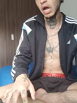 Snapshot of Tattoboy19cm chatting on 26, 11, 2025 Tattoboy19cm online show from 26, 11, 2025