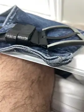 Heros2000 online show from 6, 11, 2025