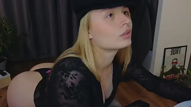 lisa schiele online show from 26, 10, 2025