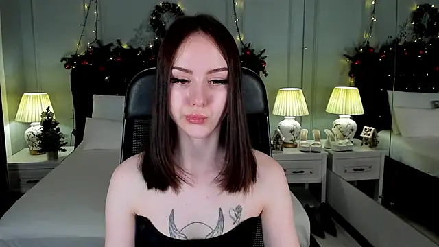 MarySparkle online show from 17, 12, 2025