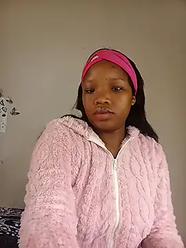 Young Slut21 online show from 5, 11, 2025