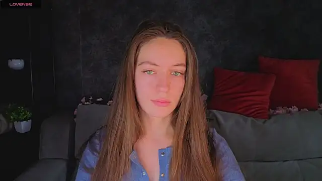 Snapshot of Agnes_Wells chatting on 1, 7, 2026 Agnes Wells online show from 1, 7, 2026