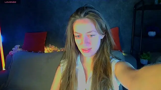 Snapshot of Agnes_Wells chatting on 13, 7, 2026 Agnes Wells online show from 13, 7, 2026