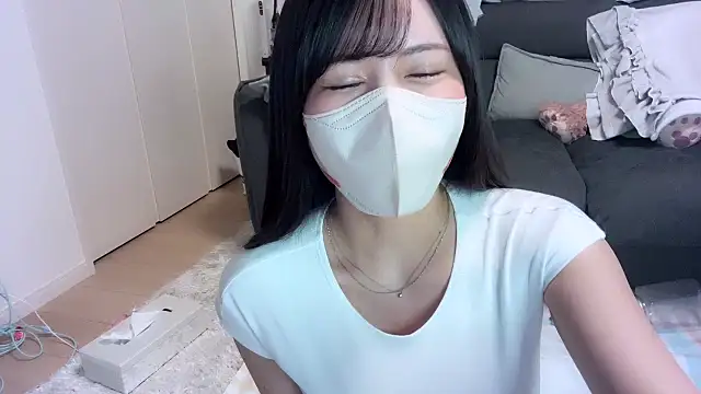 moemilk online show from 28, 10, 2025