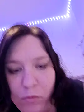 Feuchtekitty92xh online show from 21, 11, 2025