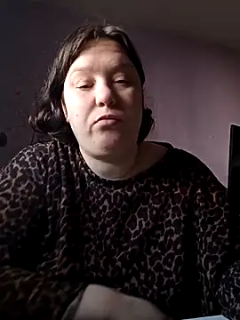 Feuchtekitty92xh online show from 15, 4, 2026