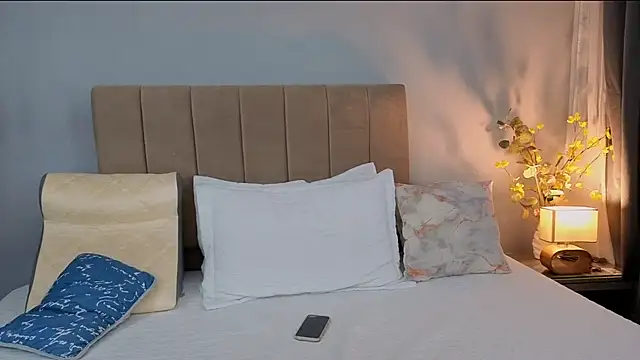 Penelophe01 online show from 12, 3, 2026