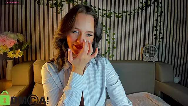 Snapshot of Casey_Sweeet chatting on 14, 11, 2025 Casey Sweeet online show from 14, 11, 2025