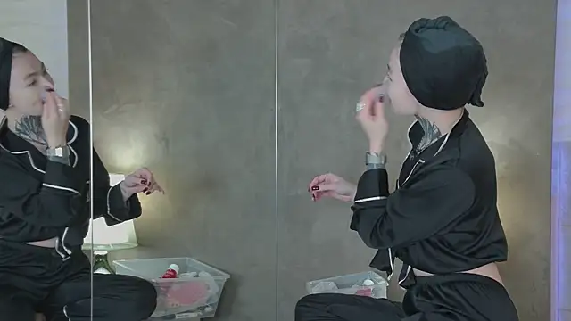 AriWild online show from 1, 12, 2025