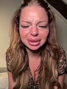  Lilly angel online show from 5, 1, 2026