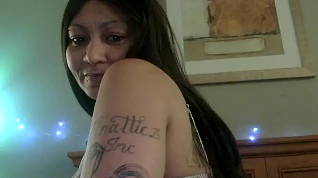 Flossee online show from 4, 3, 2026