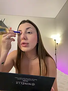 TiffaNoel online show from 28, 10, 2025