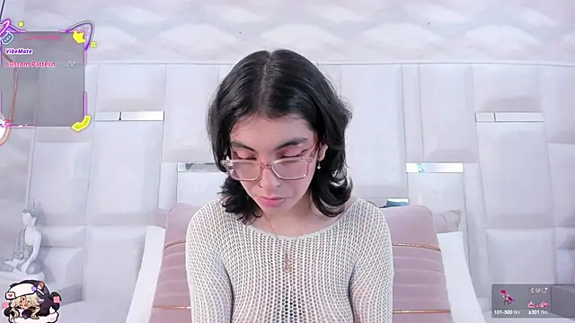 Im Molly Angel online show from 22, 9, 2025