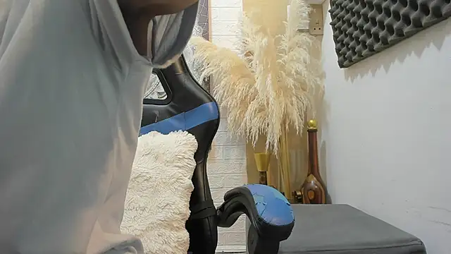 nextboywell1 online show from 13, 2, 2026