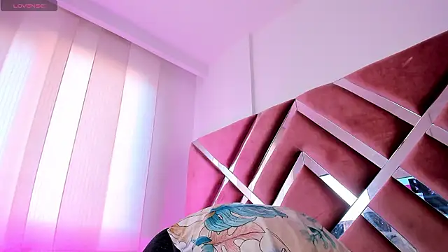  jasmine blush online show from 15, 3, 2026