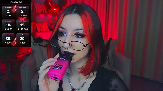 Snapshot of Mistress__Marcelline chatting on 8, 2, 2026 Mistress Marcelline online show from 8, 2, 2026