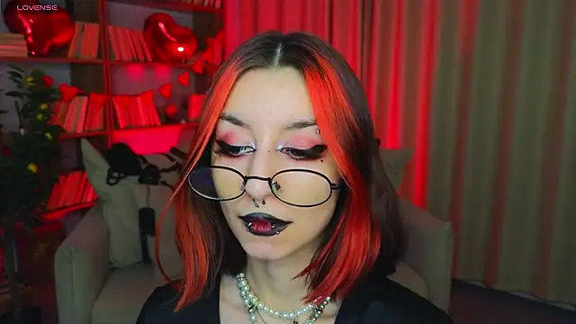 Snapshot of Mistress__Marcelline chatting on 9, 2, 2026 Mistress Marcelline online show from 9, 2, 2026