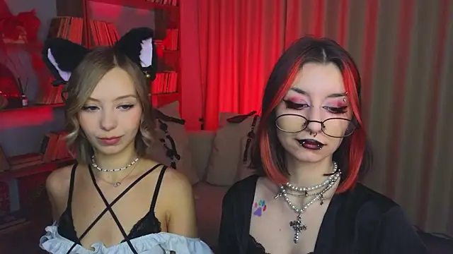 Snapshot of Mistress__Marcelline chatting on 15, 2, 2026 Mistress Marcelline online show from 15, 2, 2026