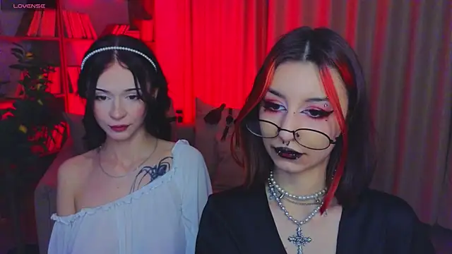 Snapshot of Mistress__Marcelline chatting on 28, 2, 2026 Mistress Marcelline online show from 28, 2, 2026