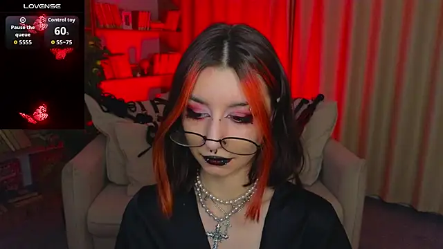 Snapshot of Mistress__Marcelline chatting on 1, 3, 2026 Mistress Marcelline online show from 1, 3, 2026