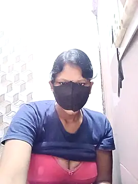 Snapshot of varnika chatting on 10, 10, 2025 varnika online show from 10, 10, 2025