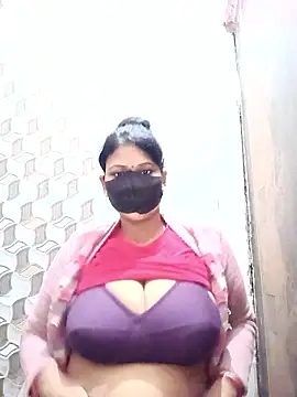 Snapshot of varnika chatting on 10, 1, 2026 varnika online show from 10, 1, 2026