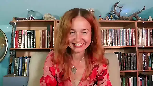 Foxilady357 online show from 8, 9, 2025