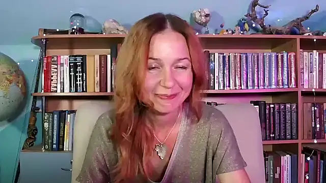 Foxilady357 online show from 19, 9, 2025