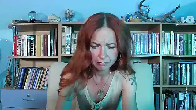 Snapshot of Foxilady357 chatting on 1, 7, 2026 Foxilady357 online show from 1, 7, 2026