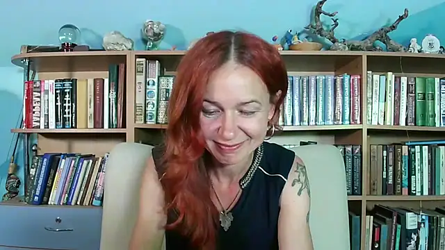 Snapshot of Foxilady357 chatting on 6, 7, 2026 Foxilady357 online show from 6, 7, 2026