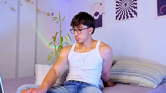 LatinReall online show from 14, 9, 2025